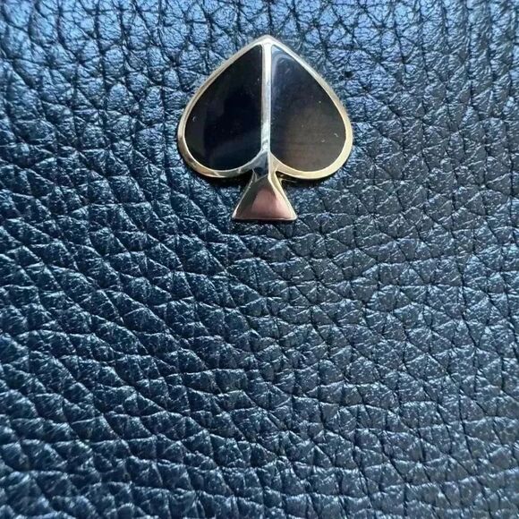 Kate Spade New York Polly Medium Pebble Leather Wristlet in Black - Picture 4 of 9